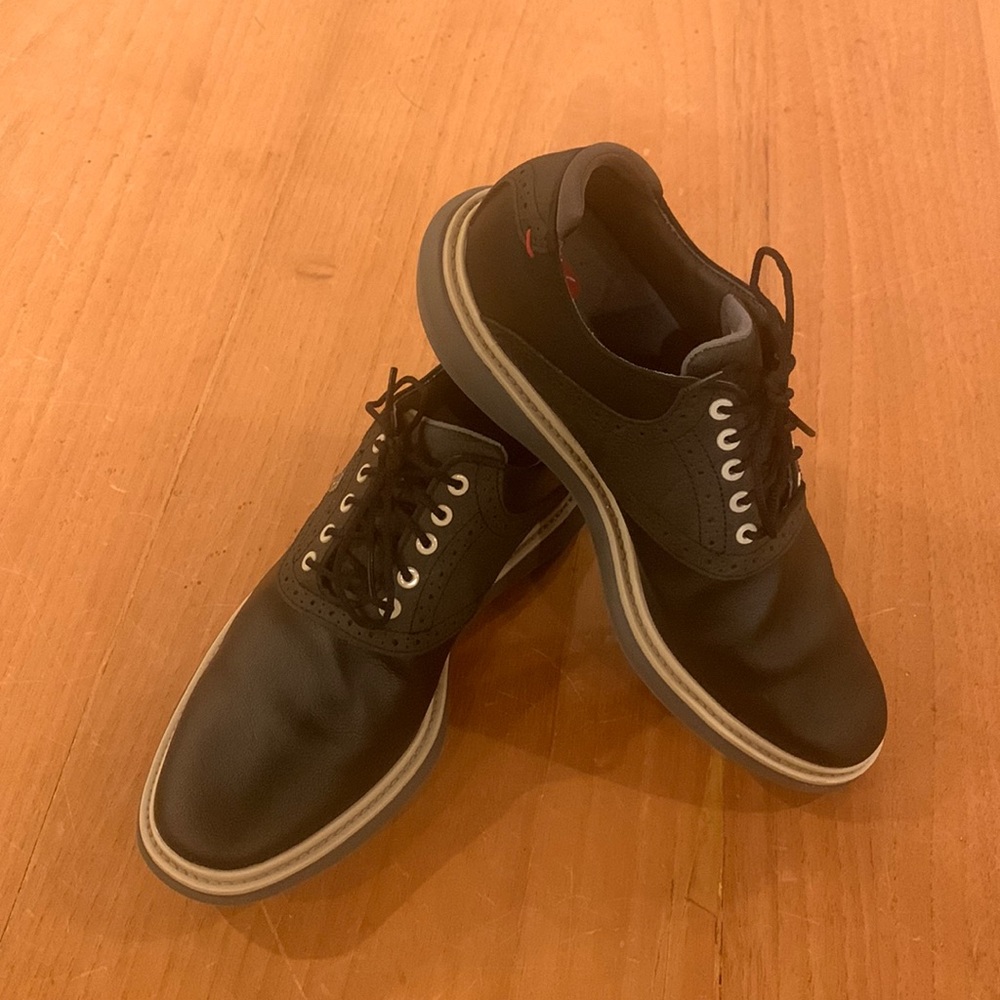 SIZE 9 Footjoy Traditions (Black)